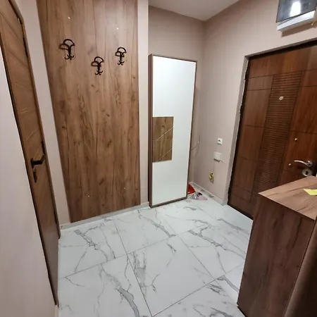 Elisa 20b Center-skopje *