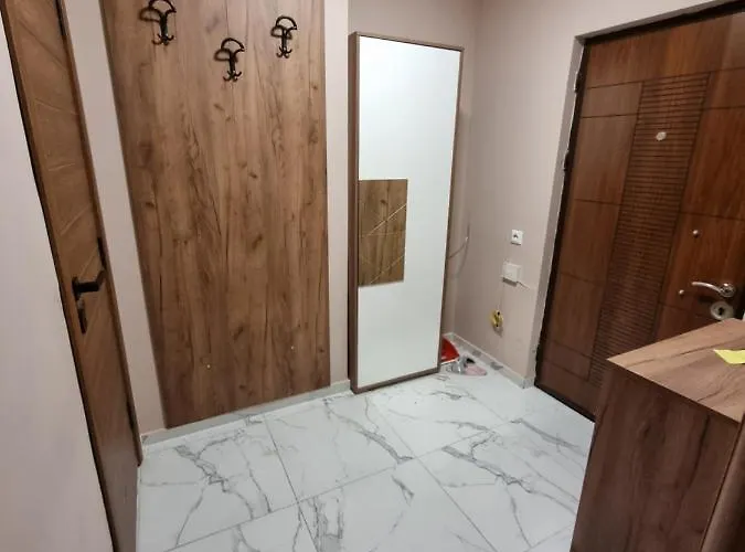 Elisa 20b Center-skopje *