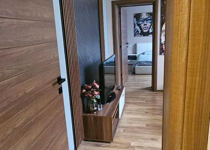 Elisa 20b Center-skopje *